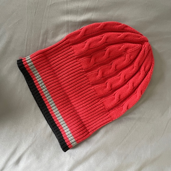 winter hat - Picture 2 of 4